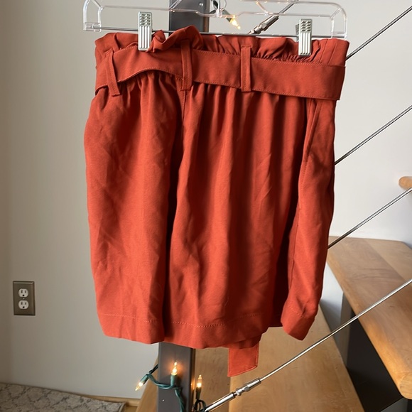 Madewell drapey paperbag shorts - Picture 4 of 8